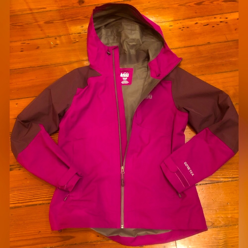 REI Goretex Waterproof Rain Shell